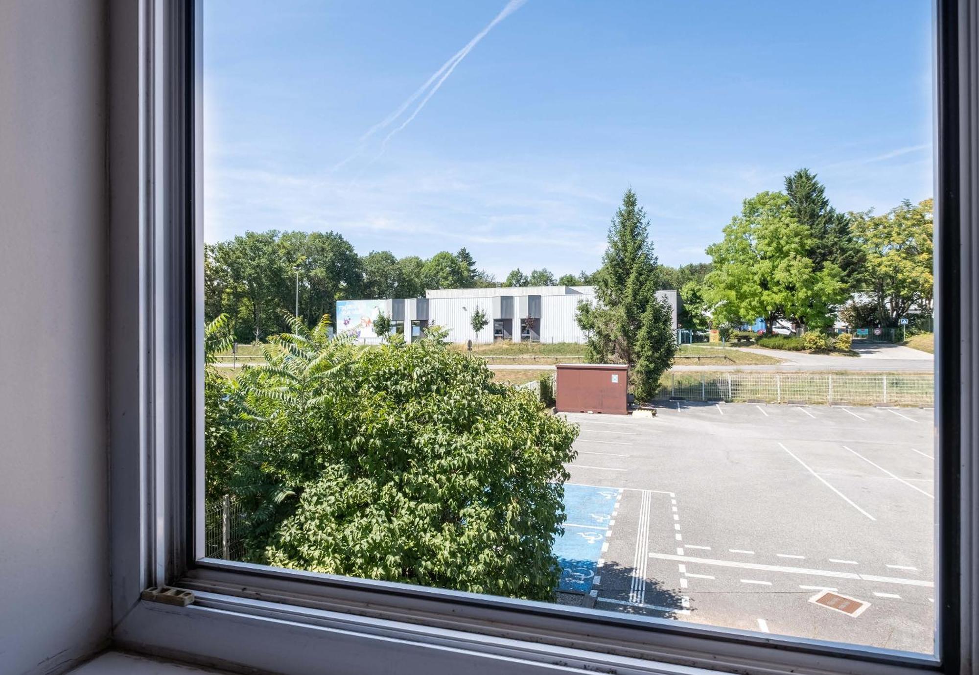 B&B Hotel Annecy Аргоне Екстериор снимка